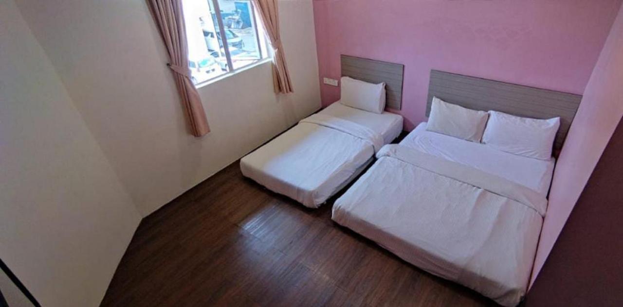 Dream House Hotel Skudai Exterior photo