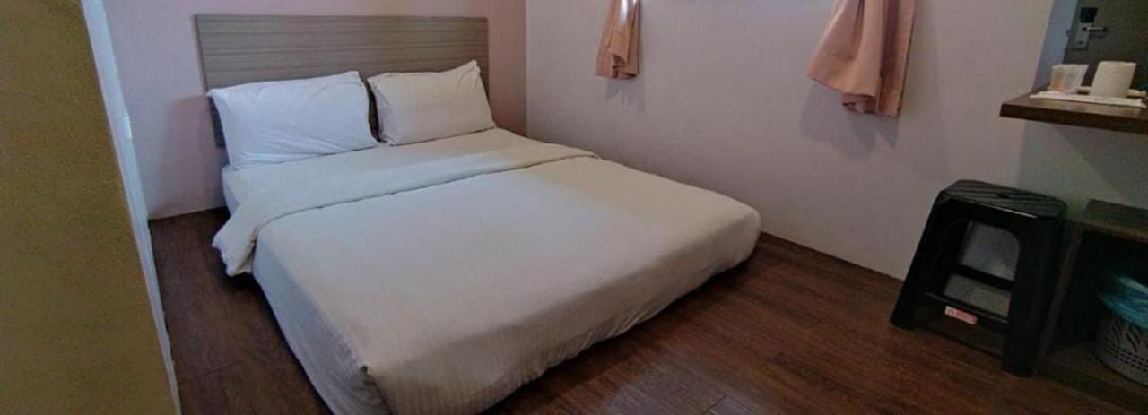 Dream House Hotel Skudai Exterior photo